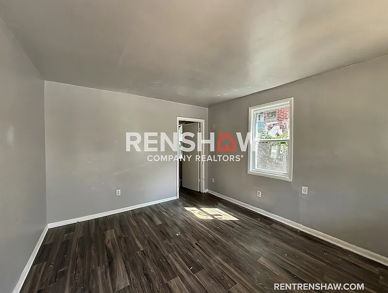 2 bed, 1.0 bath, 700 sqft, $800 — Photo 3