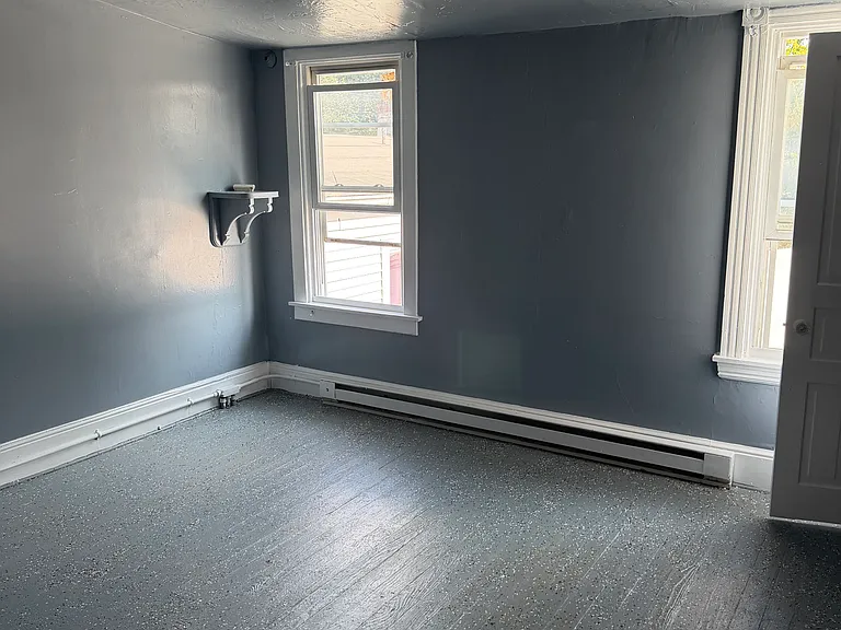 1238 Eckert Ave — Photo 13