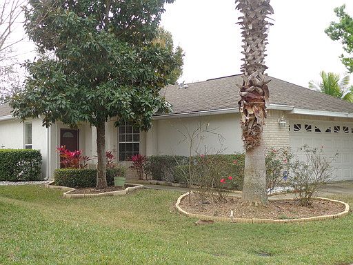 2nd image of 1009 Saint Ives Ct