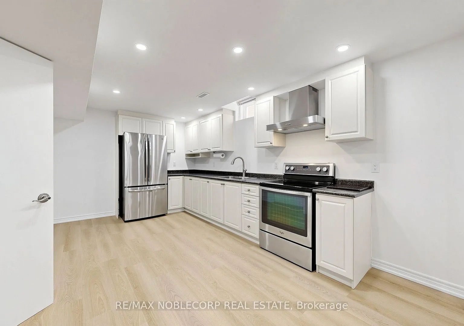 1 bed, $1,800 — Photo 2