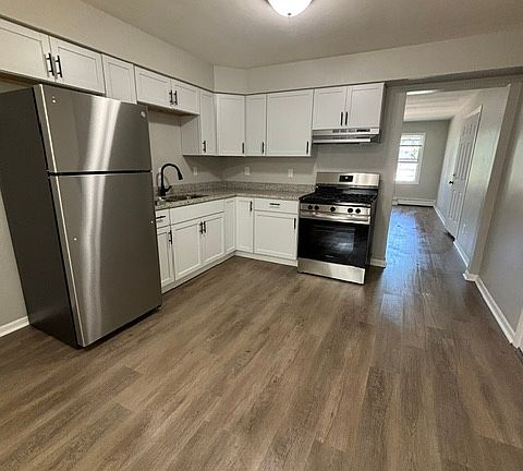 5th image of 1502 Lake Ave #5