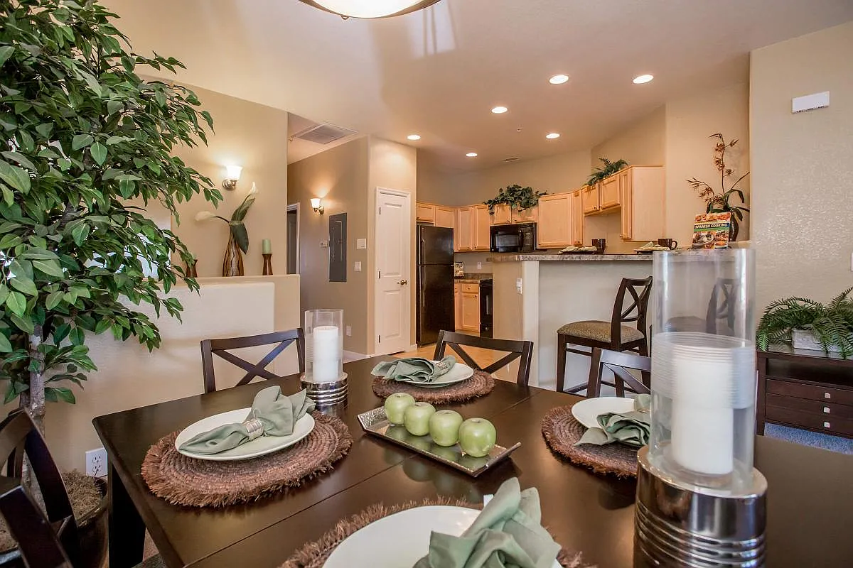 Sereno Townhomes — Photo 1