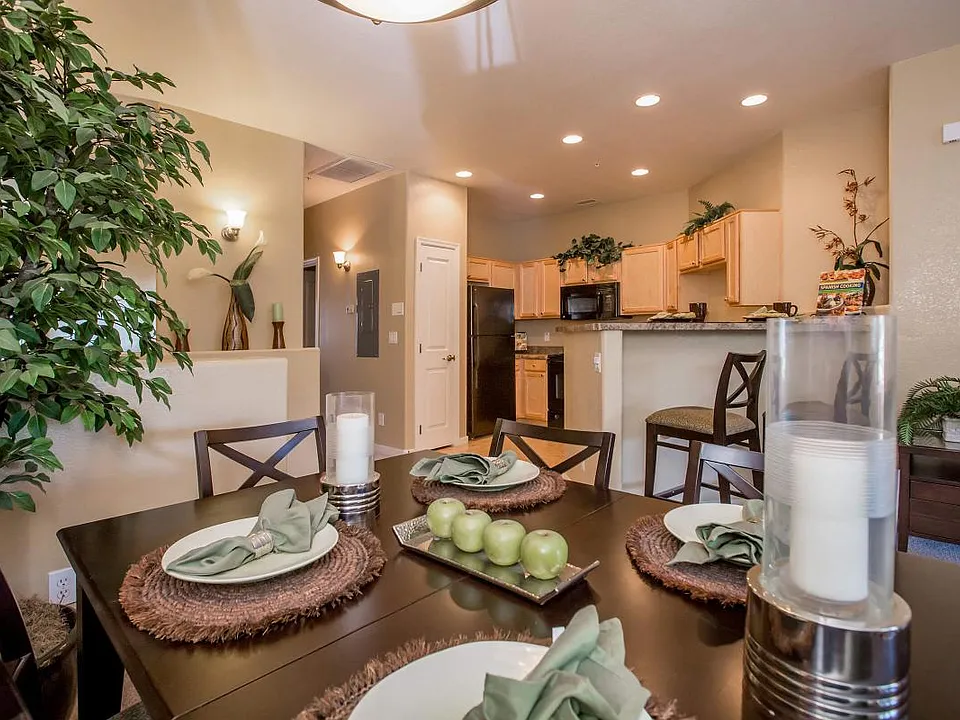 Sereno Townhomes