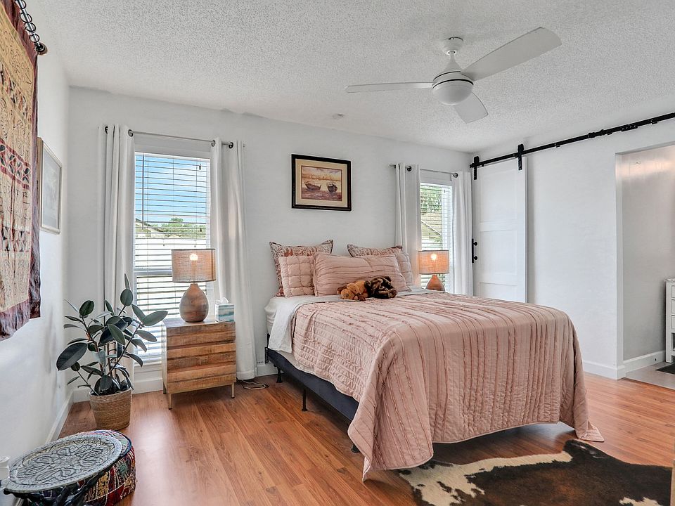 1st image of 1709 Ashmore Green Dr