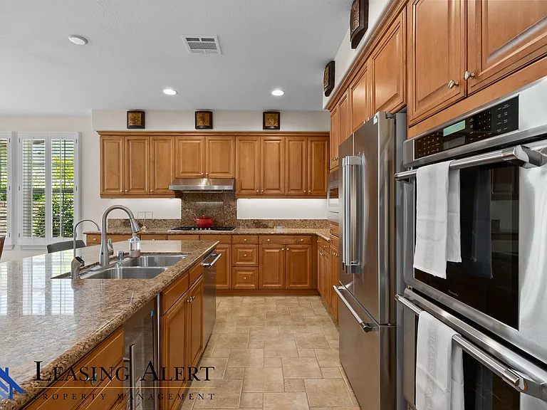 26868 Grey Pl — Photo 16