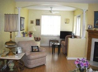 102 Mallards Pond Ln, Schenectady, NY 12303