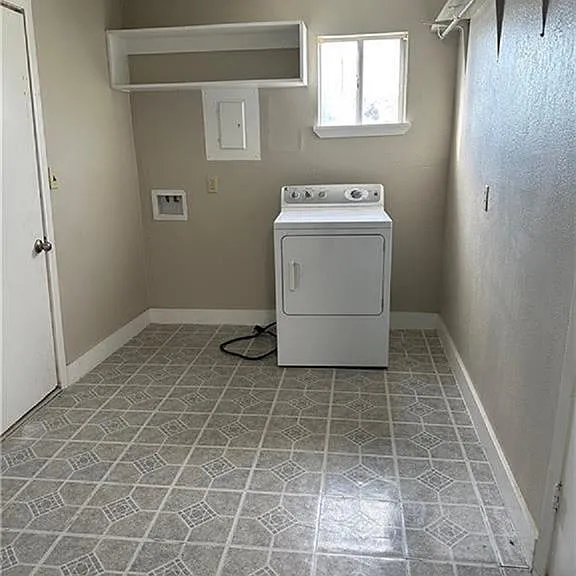 126 N Pine St — Photo 9