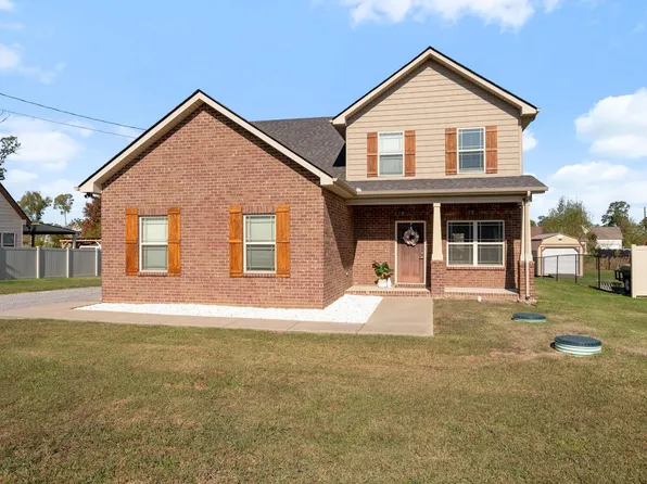 1114 Winding Branch Dr, Christiana, TN 37037