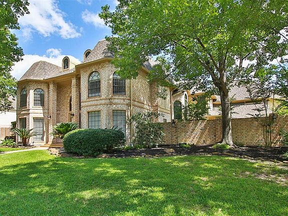 2nd image of 12106 Cypresswood Dr