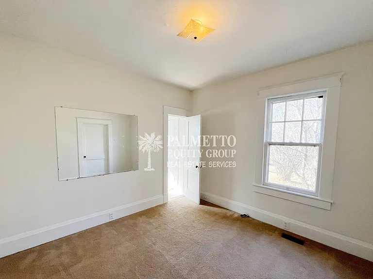 1104 Gregory St — Photo 7