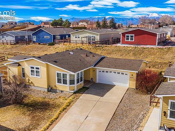 2nd image of 4481 Kingfisher Point