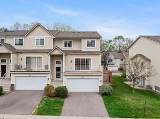 8105 Darcy Ln, Inver Grove Heights, MN 55076