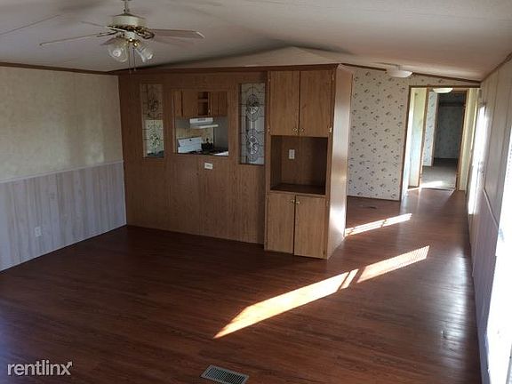 livingroom/ kitchen/ back hallway from Living room corner