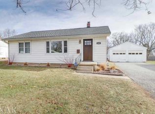 1002 N Oak St, Normal, IL 61761