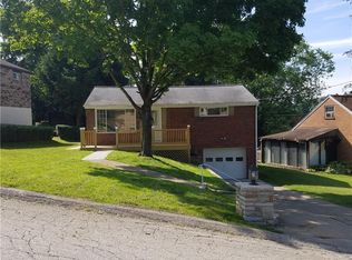 1402 Villa Dr, Pittsburgh, PA 15236