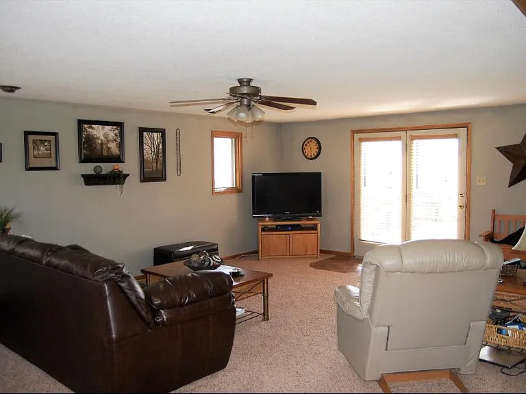 3094 C Avenue Ext — Photo 3