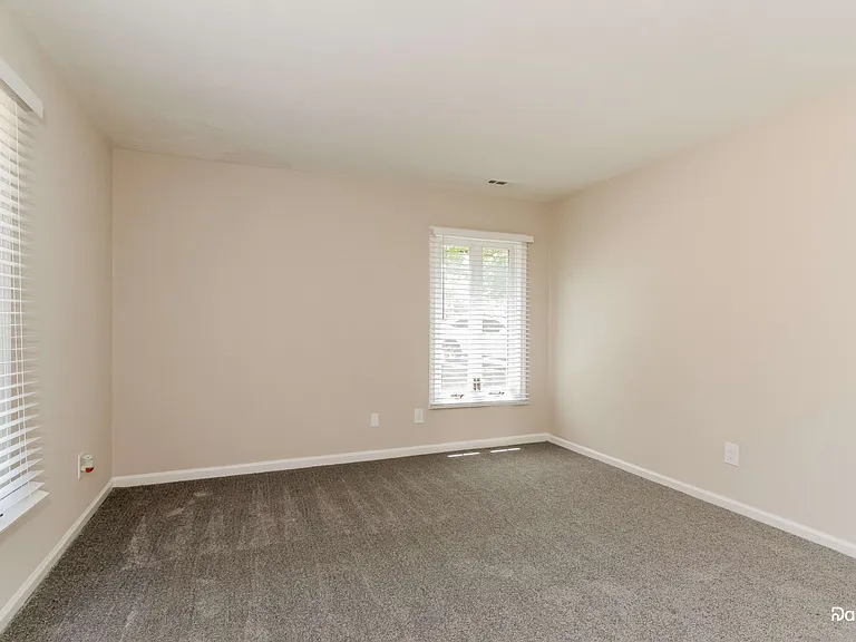 11902 Five Cedars Rd — Photo 8