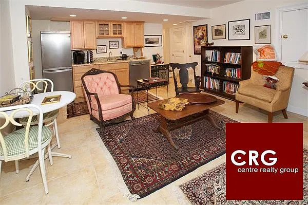 1 bed, 1.0 bath, $2,300 — Photo 2
