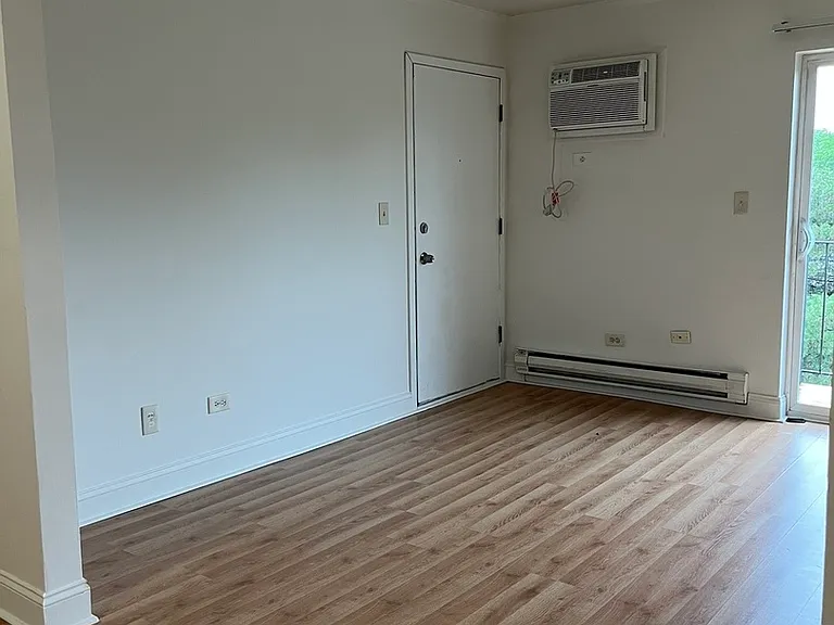 1535 Norway Ln #3B — Photo 16