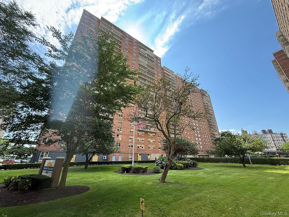 1st image of 2944 W 5th Street #18R