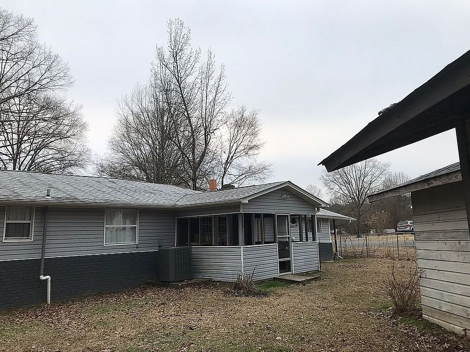 2nd image of 1718 Arlie Moore Rd