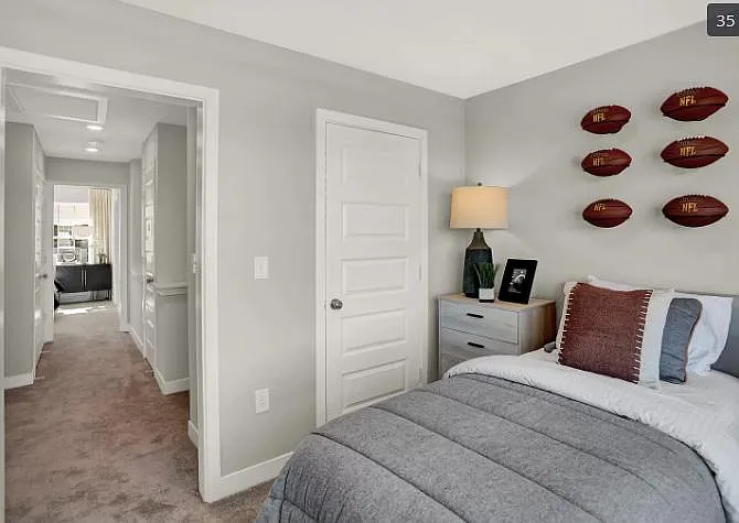 9329 Clarendon Dr — Photo 31