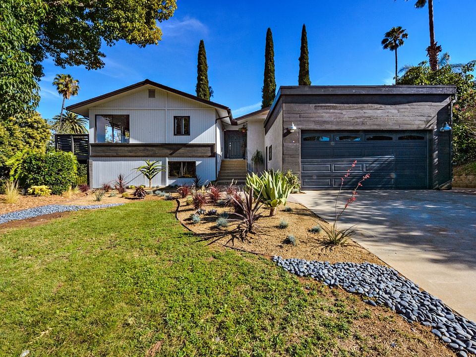 For Sale: 929 Ranrido Dr., Escondido, CA 92025