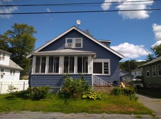12 Makepeace St, Saugus, MA 01906