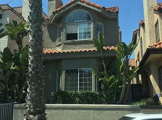 209 22nd St, Huntington Beach, CA 92648