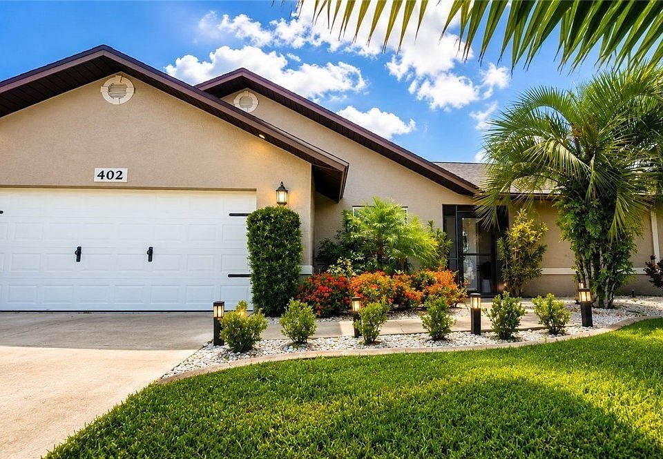 1st image of 402 SW 37th Ln