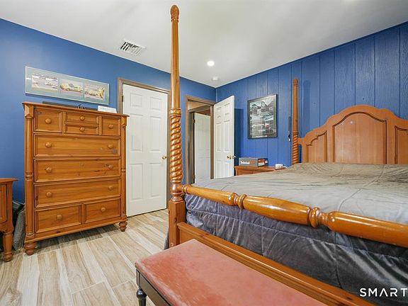 2nd image of 22 Standish Road