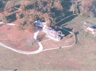 702 Highway T, Aldrich, MO 65601