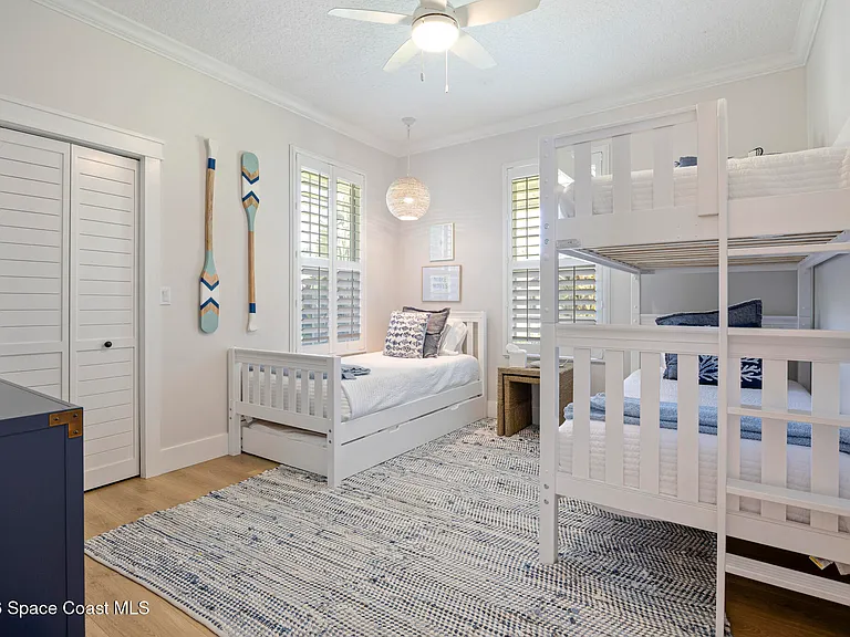 6774 Angeles Rd — Photo 33