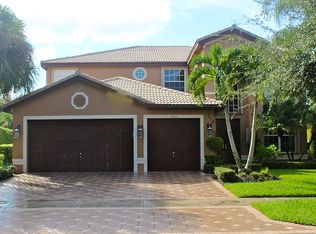 19251 Skyridge Cir, Boca Raton, FL 33498