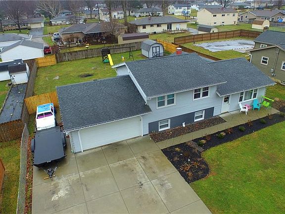 3rd image of 4511 Alderwood Dr