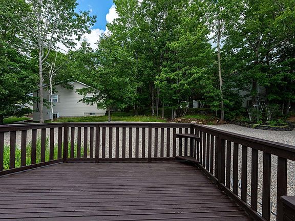 4th image of 165 Mayfair Dr