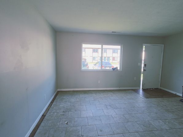 840 Whitethorne Ave #A
