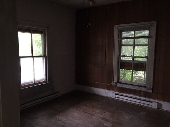 4th image of 1017 Dale Ave SE