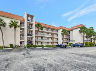5981 Via Vermilyaunit #202, Lake Worth, FL 33462