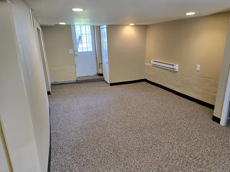 2909 Pinewood Ave #3 — Photo 7