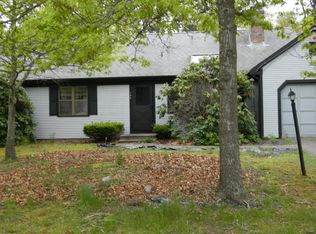 194 Sudbury Ln, Hyannis, MA 02601