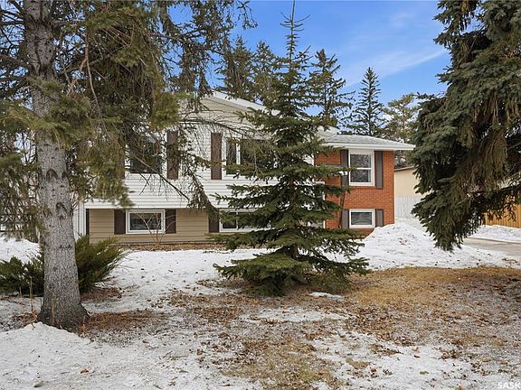 2nd image of 41 Red River ROAD