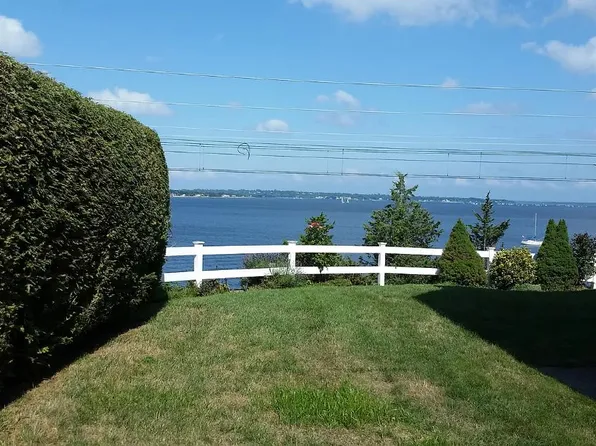 4160 Post Rd, East Greenwich, RI 02818