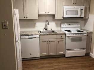 23 Davis Rd APT B13, Acton, MA 01720