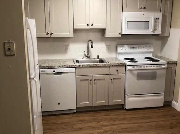 23 Davis Rd APT B13