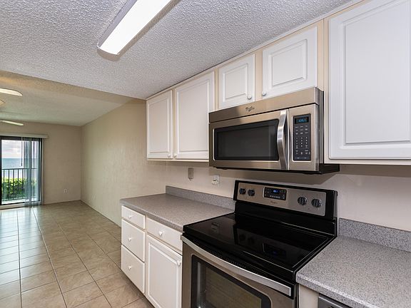 5th image of 3110 Ocean Shore Blvd #3090