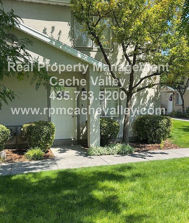 1st image of 99 Penhurst Pl