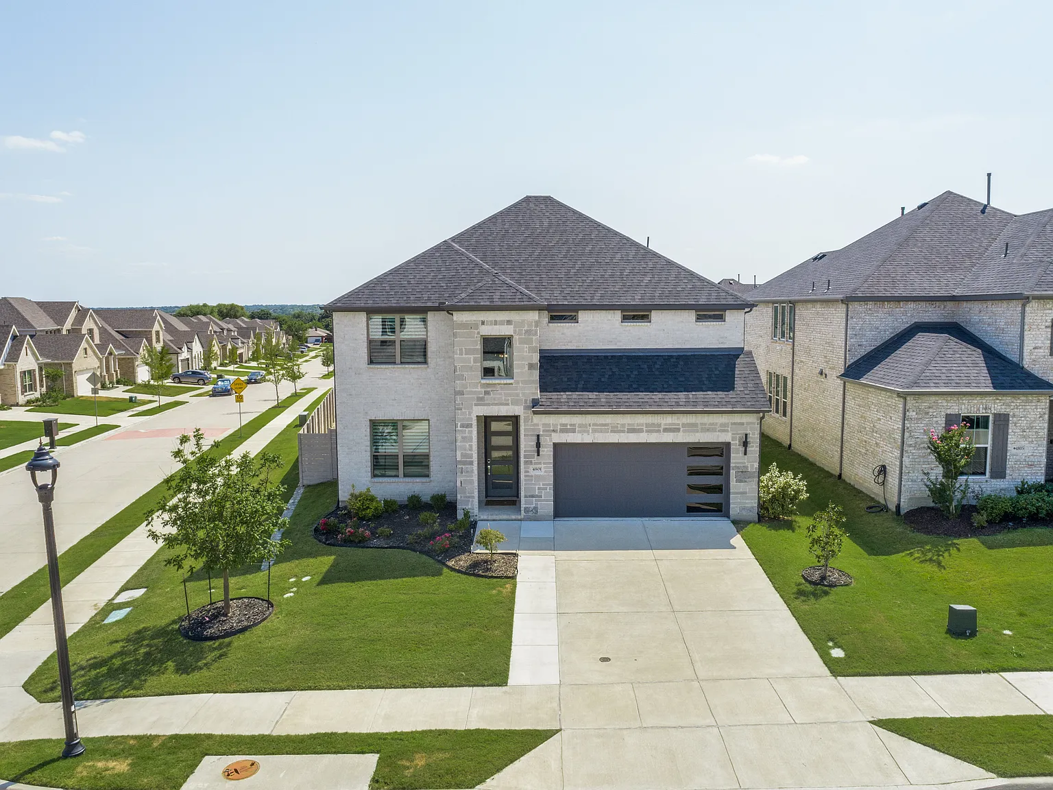 5 bed, 3596 sqft, $4,500 — Photo 3