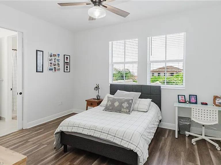 4870 Frattina St — Photo 18