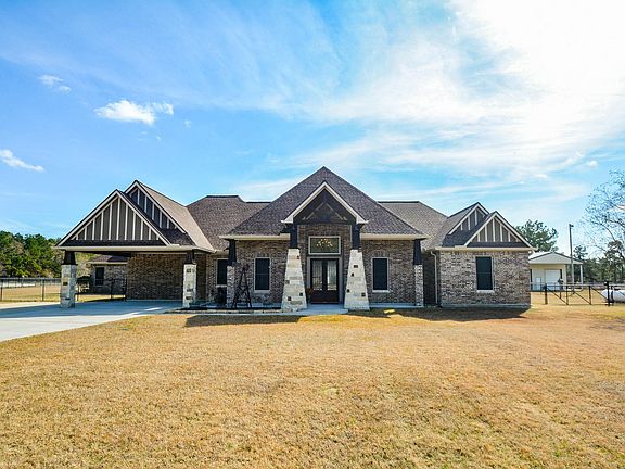 2nd image of 16173 Oaklawn Dr